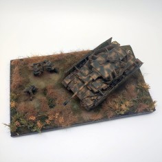 Diorama WWII carro Panzer II in supporto fanteria KURSK anno 1943 sc. 1/35 2