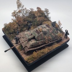 Diorama WWII King Tiger torretta Porsche Attcco dal cielo Normandia 1944 sc 1/35 2