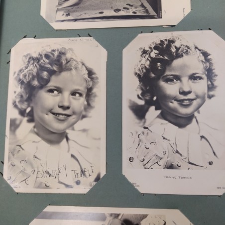 Raccolta oltre 500 tra foto e cartoline Shirley Temple + libretto The story of..