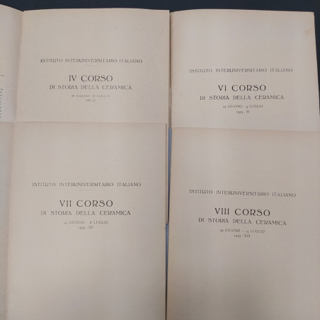 Lotto di 4 volumetti Faenza Museo delle ceramiche 1935