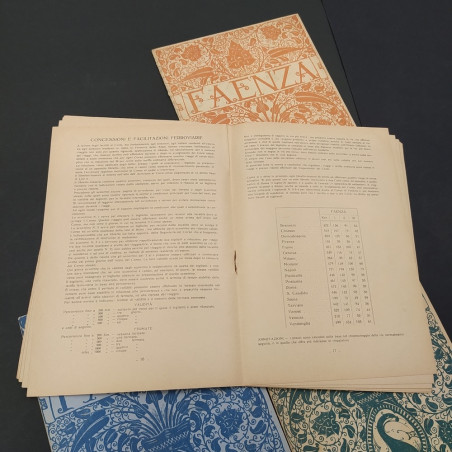 Lotto di 4 volumetti Faenza Museo delle ceramiche 1935