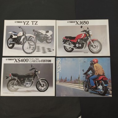 Lotto di 4 cataloghi moto Yamaha XJ650, YZ TZ, XS400 U.S. Custom e XS750