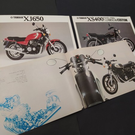Lotto di 4 cataloghi moto Yamaha XJ650, YZ TZ, XS400 U.S. Custom e XS750