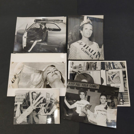 Lotto di 19 foto pubblicitarie e di agenzia diverse formato 18x24 cm anni 60/70
