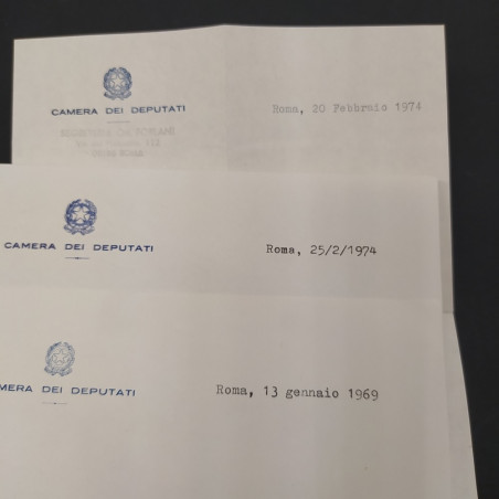 3 lettere e biglietto da visita con firma Arnaldo Forlani e Gaetano Amendola