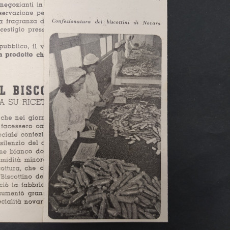 Catalogo biscotti Pavesi - Un biscottificio che onora l'Iatlia 13,5x23,5 cm