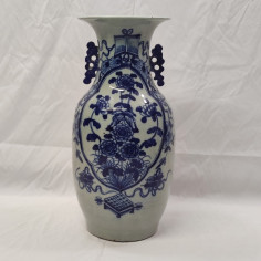 Vaso cinese in ceramica azzurra con decori blu periodo 1850 2