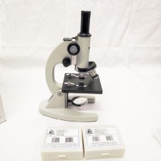 Microscopio biologico Konus College x600 ref. ＃5302 usato 02/2024 2