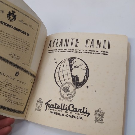 Volumetto 16x16 cm Atlante geografico mondiale Olio Carli