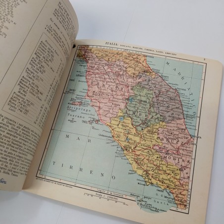 Volumetto 16x16 cm Atlante geografico mondiale Olio Carli