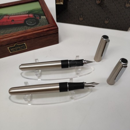 Cofanetto Maserati con penna stilografica e portamina Tombow nuove