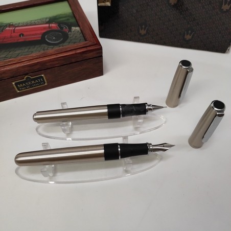 Cofanetto Maserati con penna stilografica e portamina Tombow nuove
