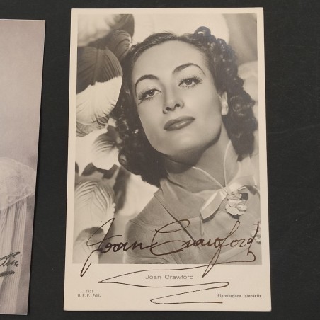 Lotto di 17 foto di cui 13 con autografo attrici anni 60/70
