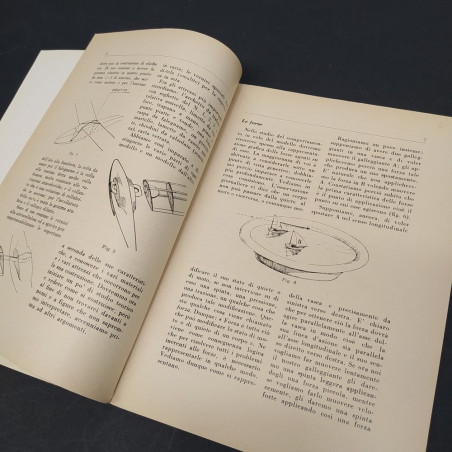 Volumetto Automodellismo 1953 Note e schizzi per allievi aeromodellisti 1953