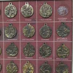 Collezione 27 medaglie opere di Verdi manca Giovanna D'Arco 2