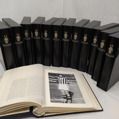 Pubblicazione Archivio Juventus 13 Album in carta pregiata rivestimento ecopelle
