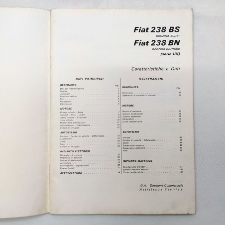 Libretto Caratteristiche e dati Fiat 238, 1976. Copertina con strappi e pieghe