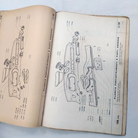 Cartellina Catalogo parti di ricambio carrozzeria Fiat 128 rally, '71. Macchie
