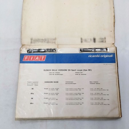 Fiat 124 Sport coupé Catalogo parti di ricambio, 1972. Macchie e segni a penna