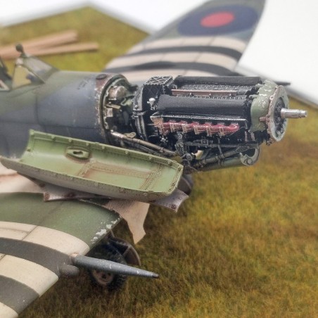 Diorama aereo Spitfire 1944 scala 1/48 carrelli scollati