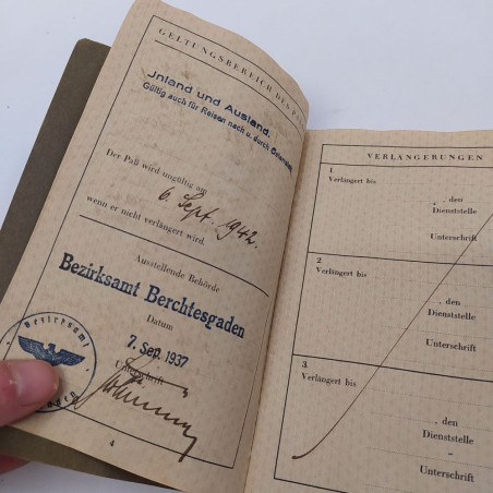 Passaporto tedesco Deutsches Reich Reisepass 1937. Buono
