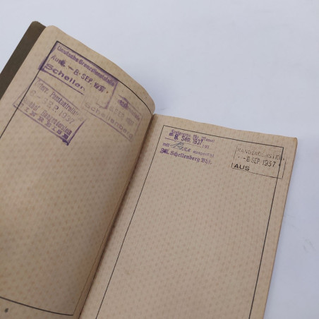 Passaporto tedesco Deutsches Reich Reisepass 1937. Buono