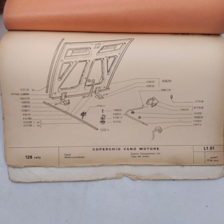 Vetture Fiat 128 rally - Catalogo parti di ricambio carrozzeria, 1972. Mediocre