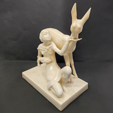 Ceramica giovinetta con daino Ugo Zaccagnini h. 30 cm