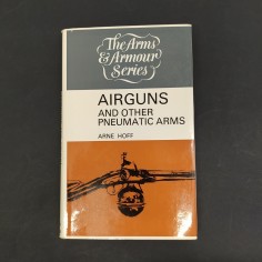Libro Airguns and other Pneumatic Arms Arne Hoff 1972