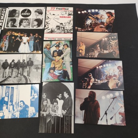 Lotto di 15 tra foto e cartoline gruppo musicale Nomadi una con autografi