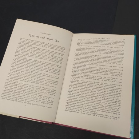 Libro Pictorial history of the rifle G.W.P. Swenson 1971