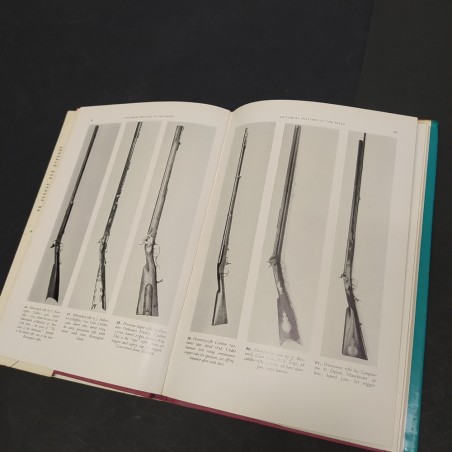 Libro Pictorial history of the rifle G.W.P. Swenson 1971