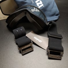 Occhiali da sci Izipizi a maschera neri tg. piccola, anti nebbia, 100%UV. Nuovi 2