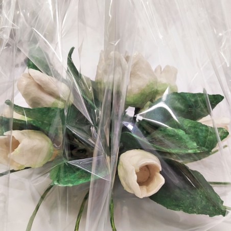 Coppia di centrotavola con fiori in cartapesta artigianali bianco-lilla