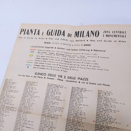 Mappa e guida di Milano Salon international de l'aeronautique, 1937. Pieghe