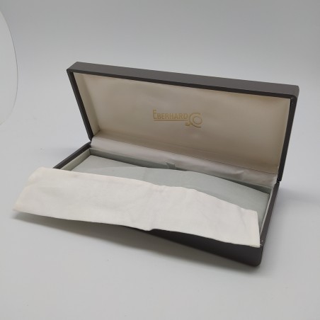 Scatola Eberhard per cronografo grigia con scritta dorata. Piccole sbucciature