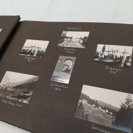 Album di foto di militari, civili e paesaggi anni '20-'30 tutte annotate. Buono