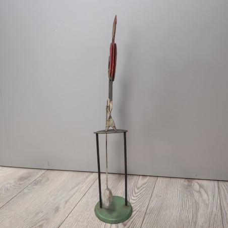 Orsetto basculante in metallo anni 30/40 piccole scrostature