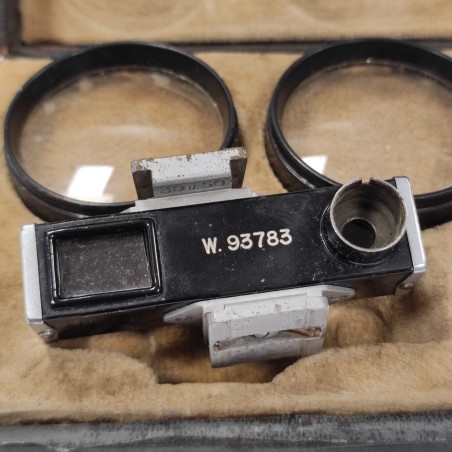 Cofanetto Zeiss IKON con telemetro e lenti 20 30 e 50. Necessita pulizia