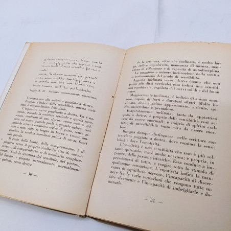 Libro Grafologia, G. Ronchi, I.E.M. 1936. Piccole sbucciature