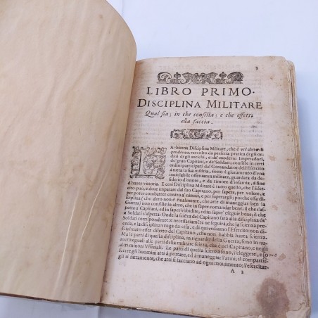 Libro primo Disciplina militare, Cinuzzi 1620. Integro con piccole sbucciature