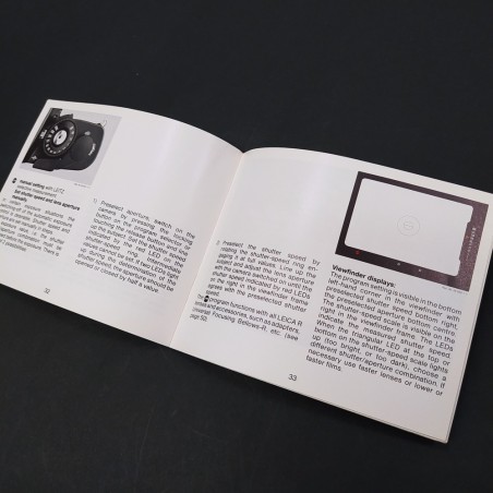Libretto di istruzioni macchina fotografica Leica R4, Leitz in inglese. Polvere