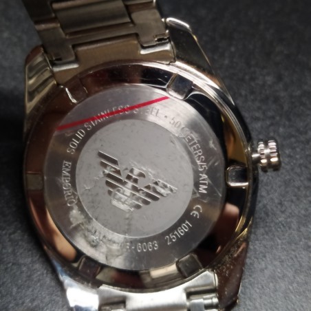 Orologio Armani Exchange al quarzo da donna, cinturino metallico. Inusato