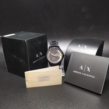 Orologio Armani Exchange al quarzo unisex, cinturino metallico nero. Inusato