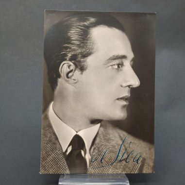 Cartolina con foto autografa di Vittorio De Sica, anni '30. Ingiallimento