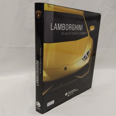 Libro Lamborghini - 50 anni di fascino e passione. Sovracopertina con strappo