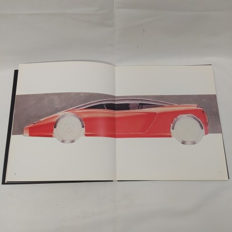 Libro Mythos Pininfarina, Automobilia, 1989. Rilegatura parzialmente scollata