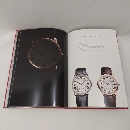 Catalogo orologi Cartier collezione 2012. Buono con lievi graffi in copertina