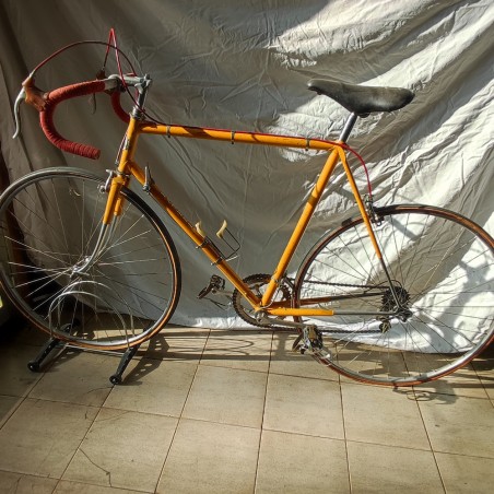 Bici corsa Patelli giallo uovo anni 60 tubi acciaio gruppo Campagnolo tg. 58