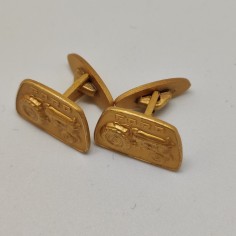 Gemelli Ford dorati opachi con trattore inciso. Retro con piccoli segni 2